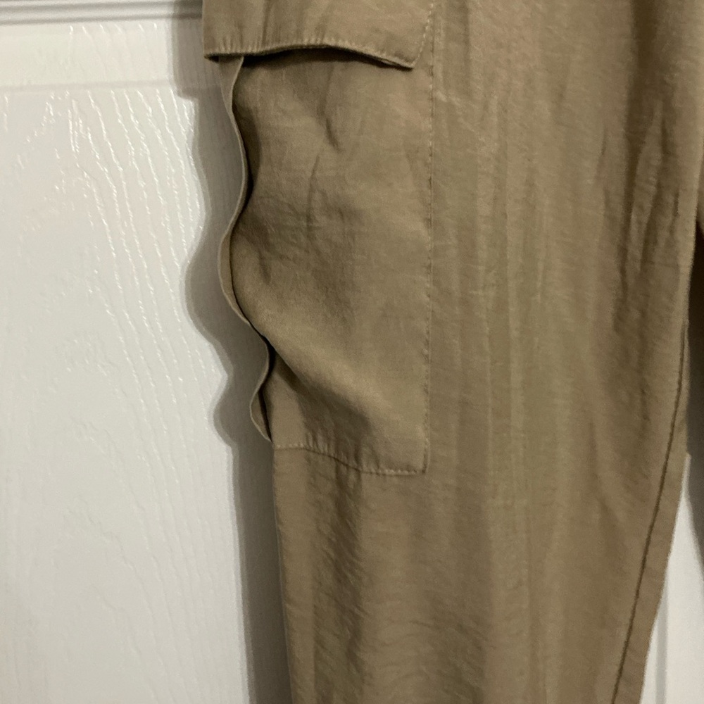 Zara womens Beige Cargo Pants - Picture 2 of 6